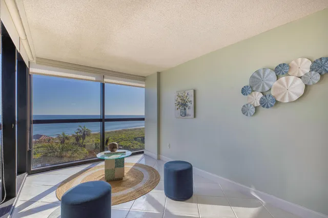 $3,750 | 10410 South Ocean Drive, Unit 406, Jensen Beach, FL 34957