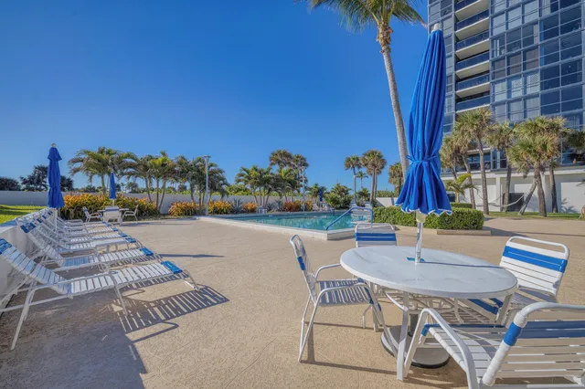 $3,750 | 10410 South Ocean Drive, Unit 406, Jensen Beach, FL 34957