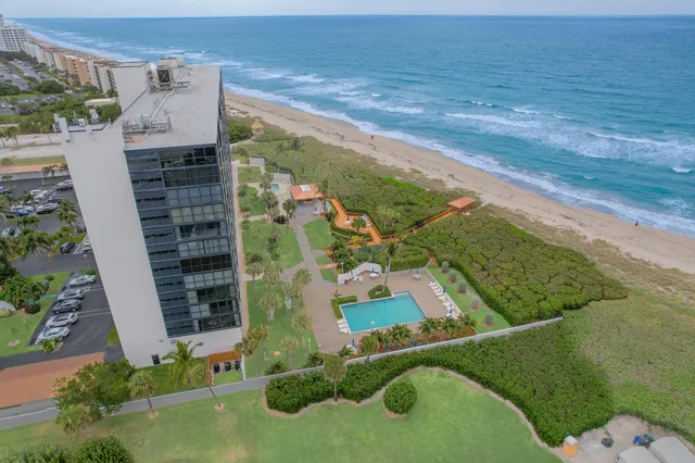 $3,750 | 10410 South Ocean Drive, Unit 406, Jensen Beach, FL 34957