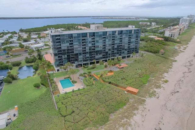 $3,750 | 10410 South Ocean Drive, Unit 406, Jensen Beach, FL 34957