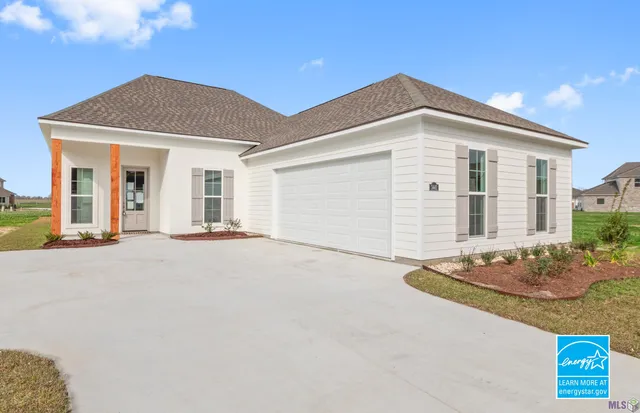 $353,000 | 3441 Waterbury Avenue, Baton Rouge, LA 70820