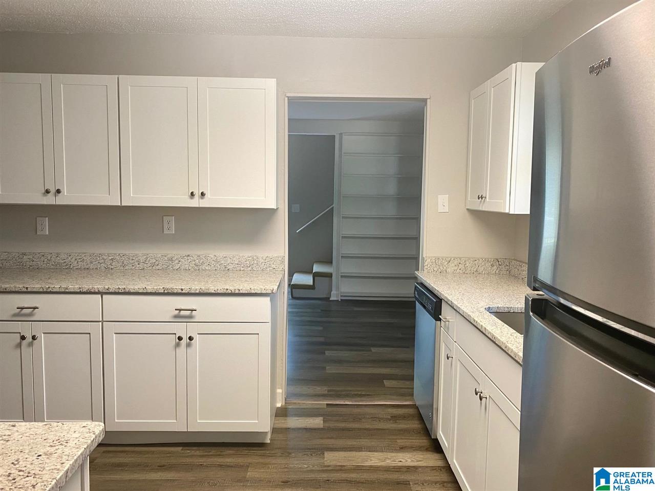 528 Lovett Street Midfield, AL 35228 - Photo 9 of 33