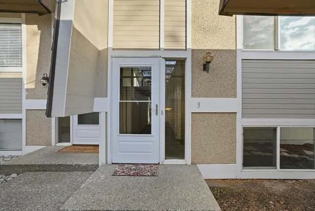 $335,000 | 301 South Liberty Lake Road, Unit #3, Liberty Lake, WA 99019