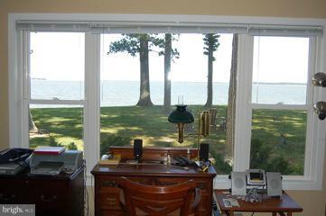 5946 Horns Point Road Cambridge, MD 21613 - Photo 2 of 21 Interior (General)