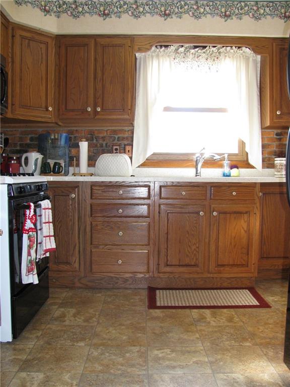 809 East Jamestown Road Jamestown, PA 16134 - Photo 11 of 25 Gallery Image 11