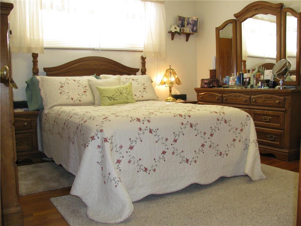 809 East Jamestown Road Jamestown, PA 16134 - Photo 21 of 25 B.R'S HAVE HARDWOOD FLOORS