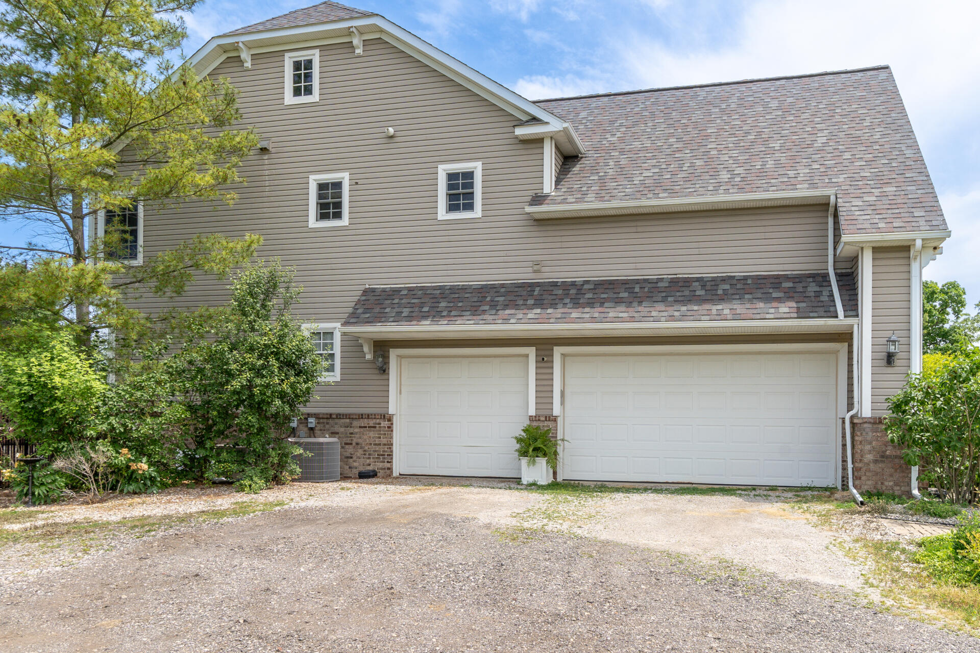 5050 Pleasant Lake Road Ann Arbor, MI 48103 - Photo 139 of 143 16