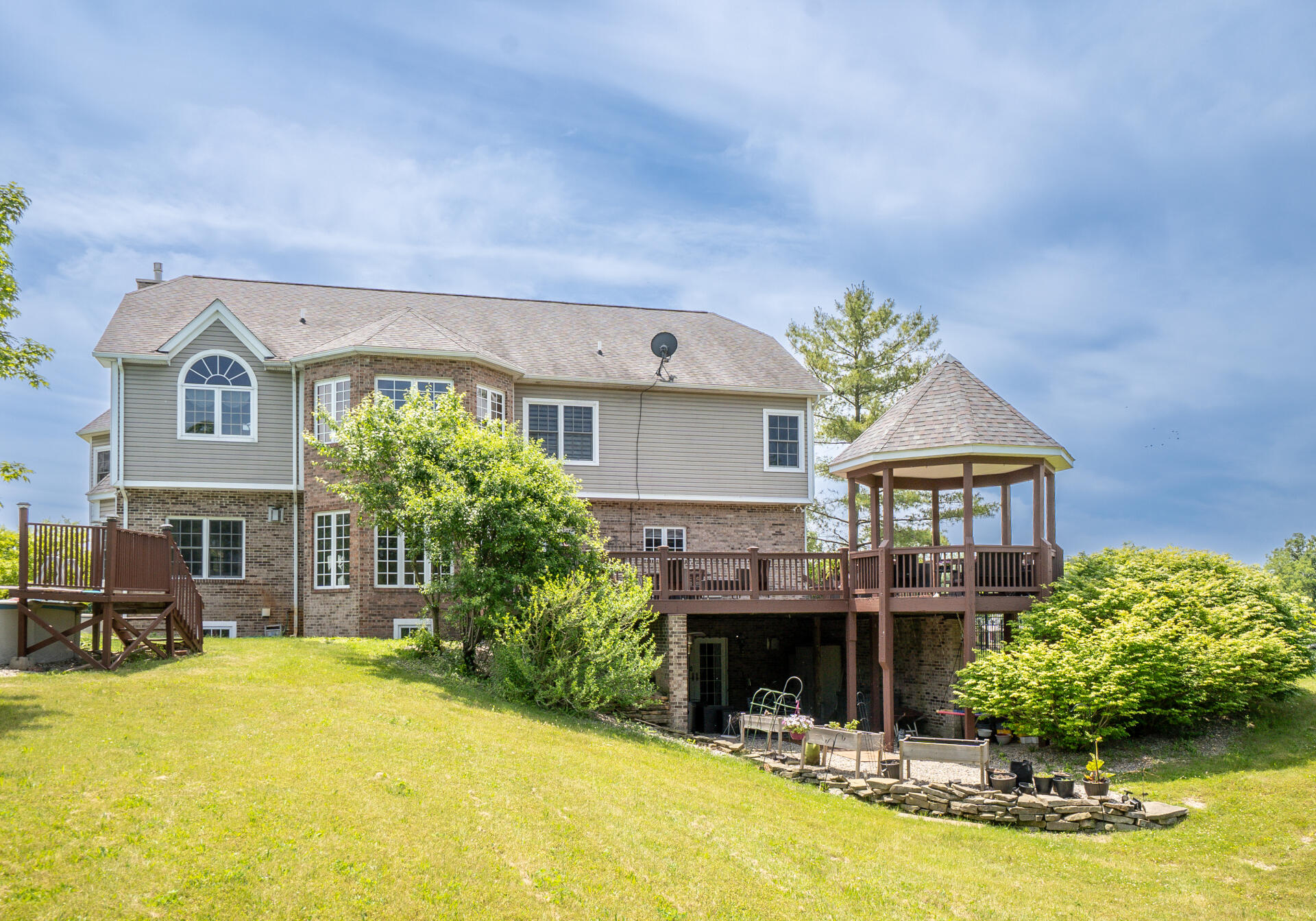 5050 Pleasant Lake Road Ann Arbor, MI 48103 - Photo 3 of 143 5.