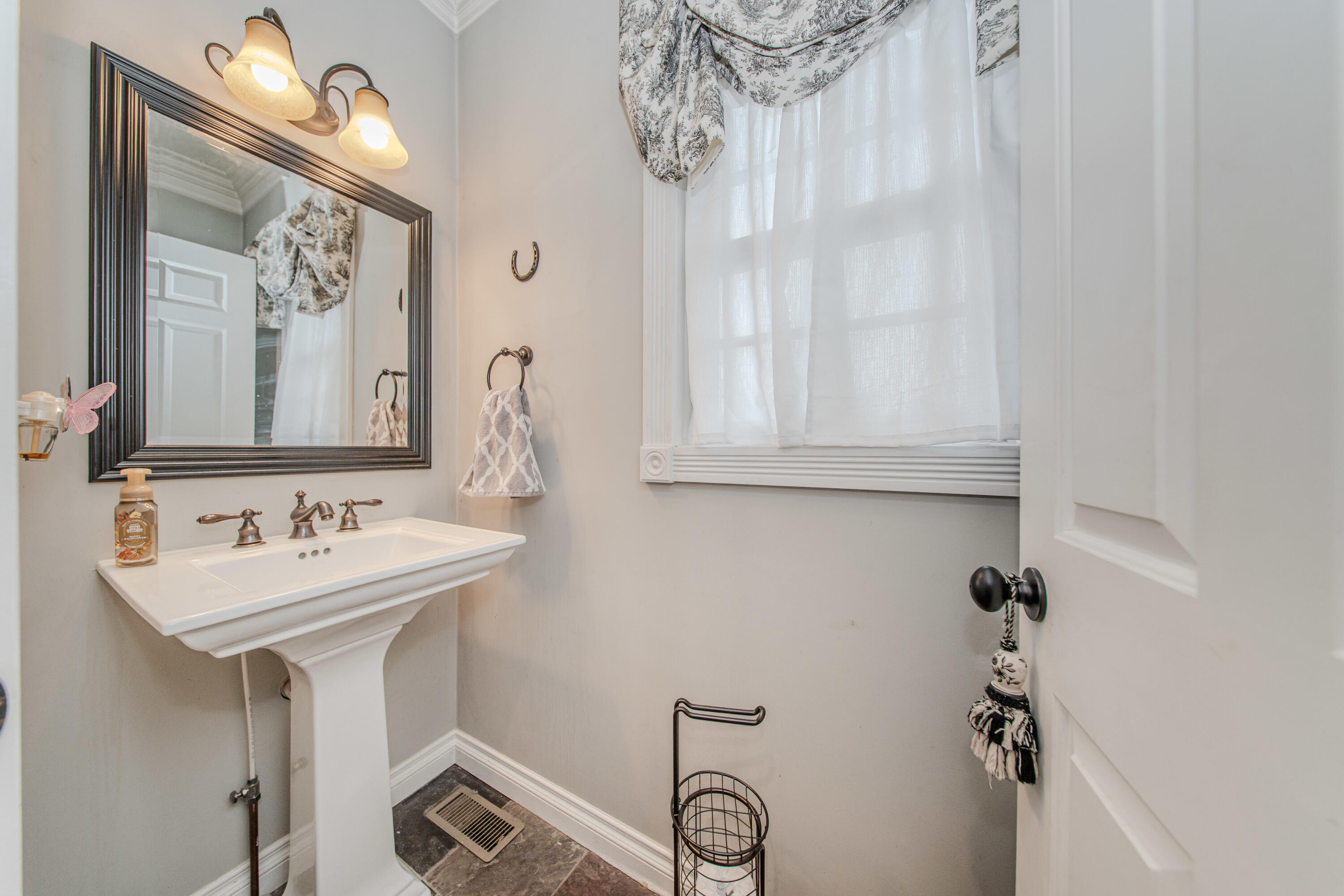 5050 Pleasant Lake Road Ann Arbor, MI 48103 - Photo 58 of 143 071_130