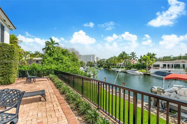 $2,795,000 | 1265 South Alhambra Circle, Unit A, Coral Gables, FL 33146