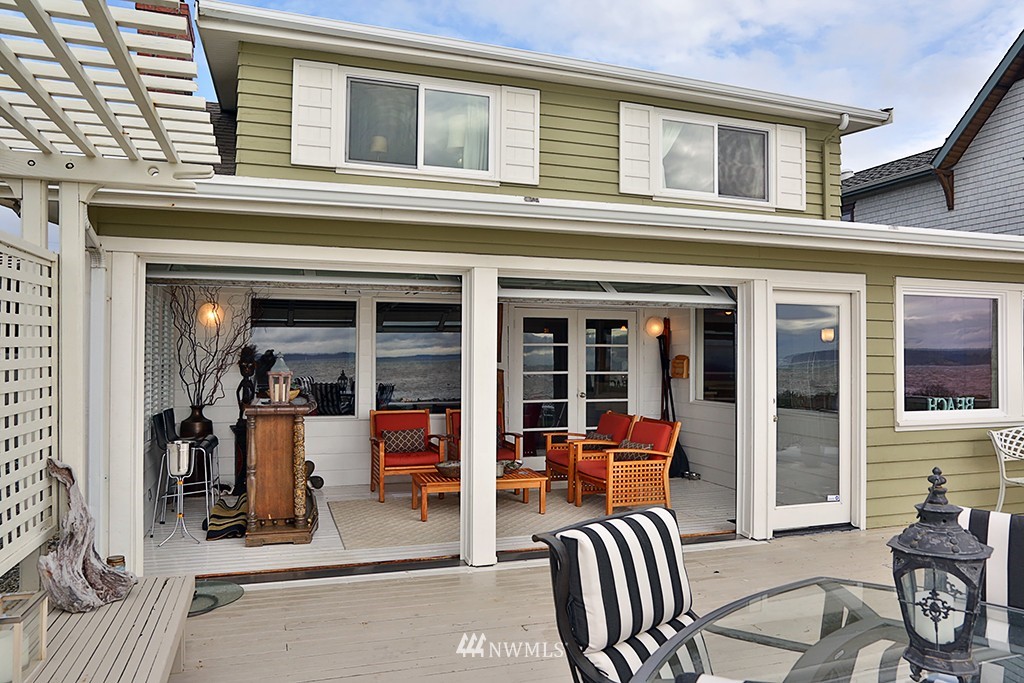 2476 Sunlight Beach Road Clinton, WA 98236 - Photo 13 of 23 Gallery Image 13
