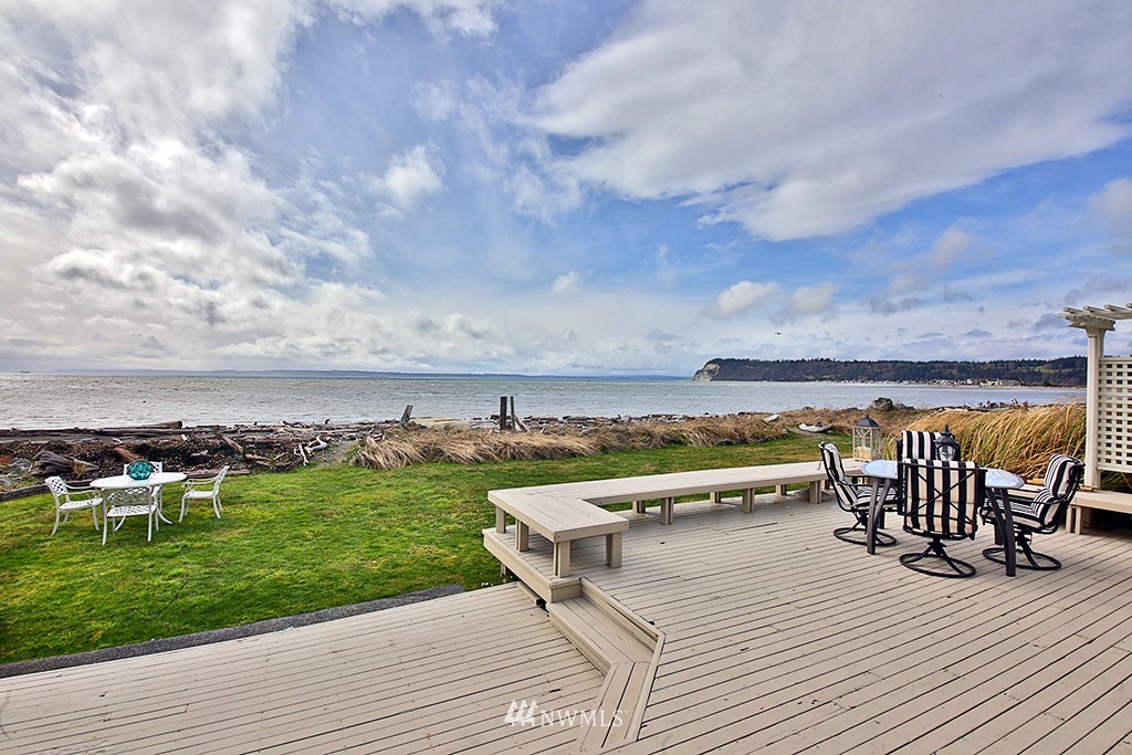 2476 Sunlight Beach Road Clinton, WA 98236 - Photo 14 of 23 Gallery Image 14