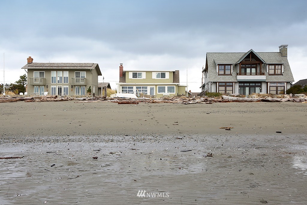 2476 Sunlight Beach Road Clinton, WA 98236 - Photo 17 of 23 Gallery Image 17