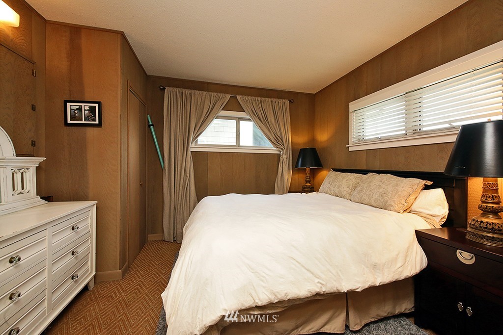 2476 Sunlight Beach Road Clinton, WA 98236 - Photo 7 of 23 Gallery Image 7