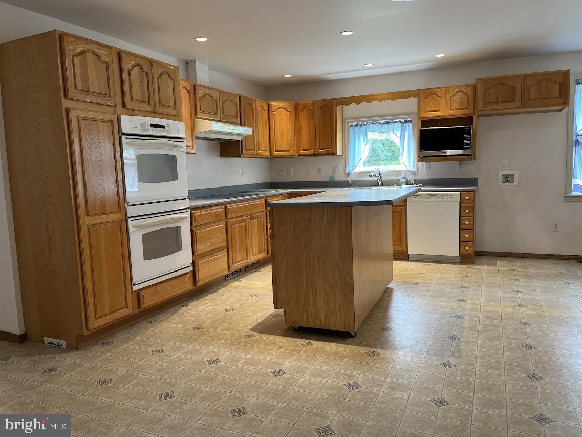 230 Summit Road McClure, PA 17841 - Photo 9 of 52 Farm style kitchen