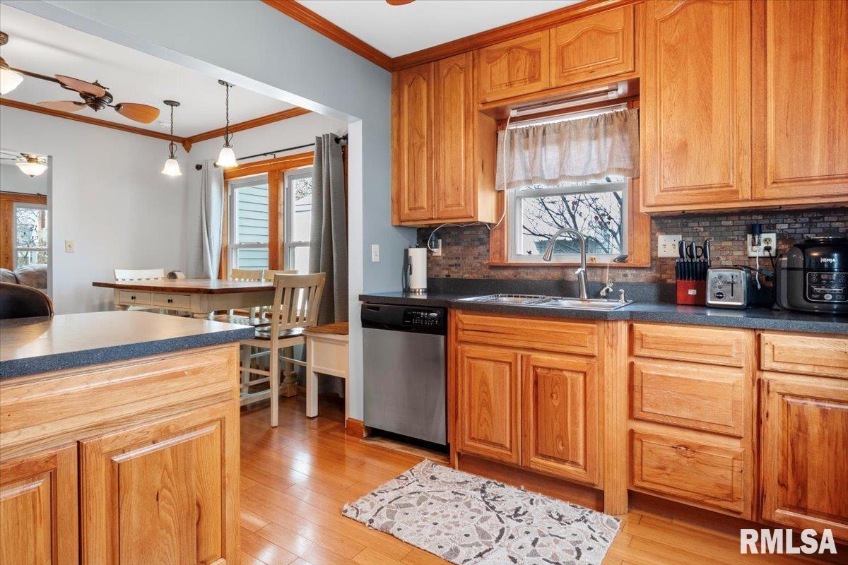 2536 South 8th Street Springfield, IL 62703 - Photo 9 of 35