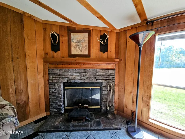 $249,000 | 20512 Dickerson Road, Fountain, FL 32438