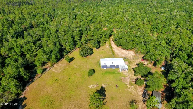 $249,000 | 20512 Dickerson Road, Fountain, FL 32438