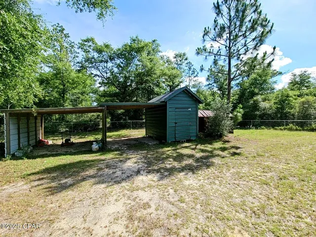 $249,000 | 20512 Dickerson Road, Fountain, FL 32438