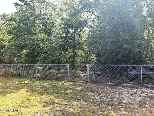 $249,000 | 20512 Dickerson Road, Fountain, FL 32438