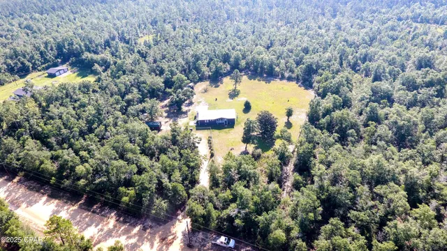 $249,000 | 20512 Dickerson Road, Fountain, FL 32438