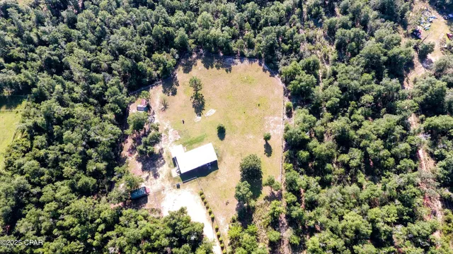 $249,000 | 20512 Dickerson Road, Fountain, FL 32438