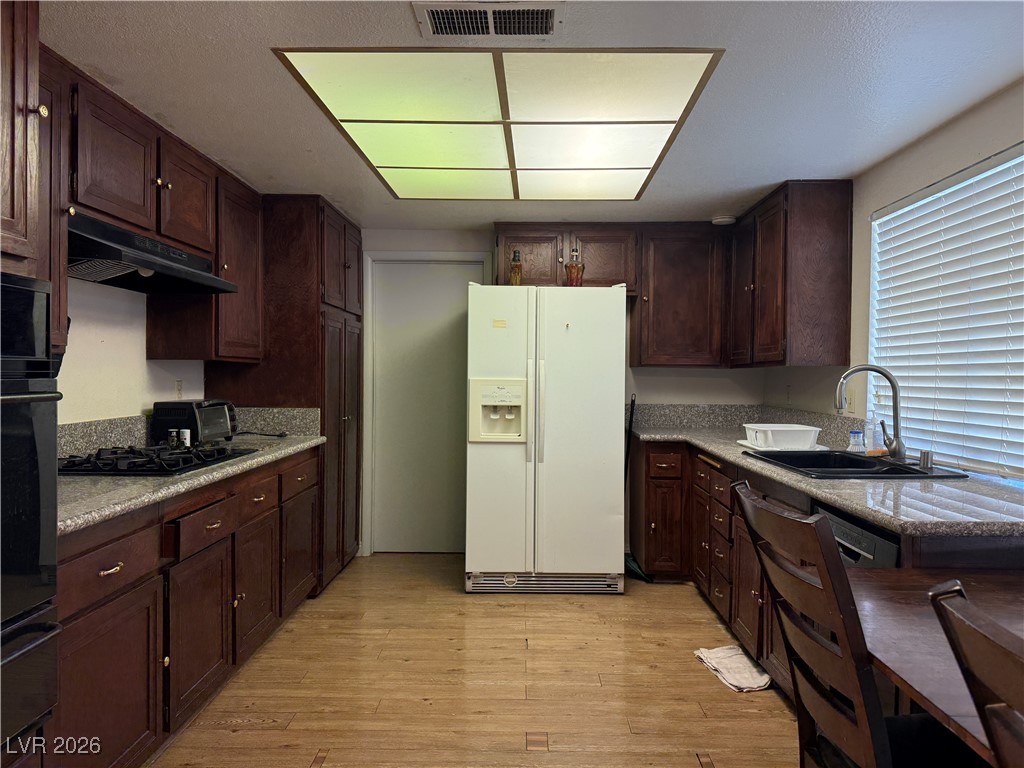 4421 Fernbrook Road Las Vegas, NV 89103 - Photo 5 of 28