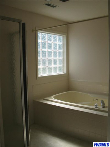3310 Cedar Ridge Run Fort Wayne, IN 46808 - Photo 6 of 10 Gallery Image 6