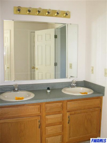 3310 Cedar Ridge Run Fort Wayne, IN 46808 - Photo 7 of 10 Gallery Image 7