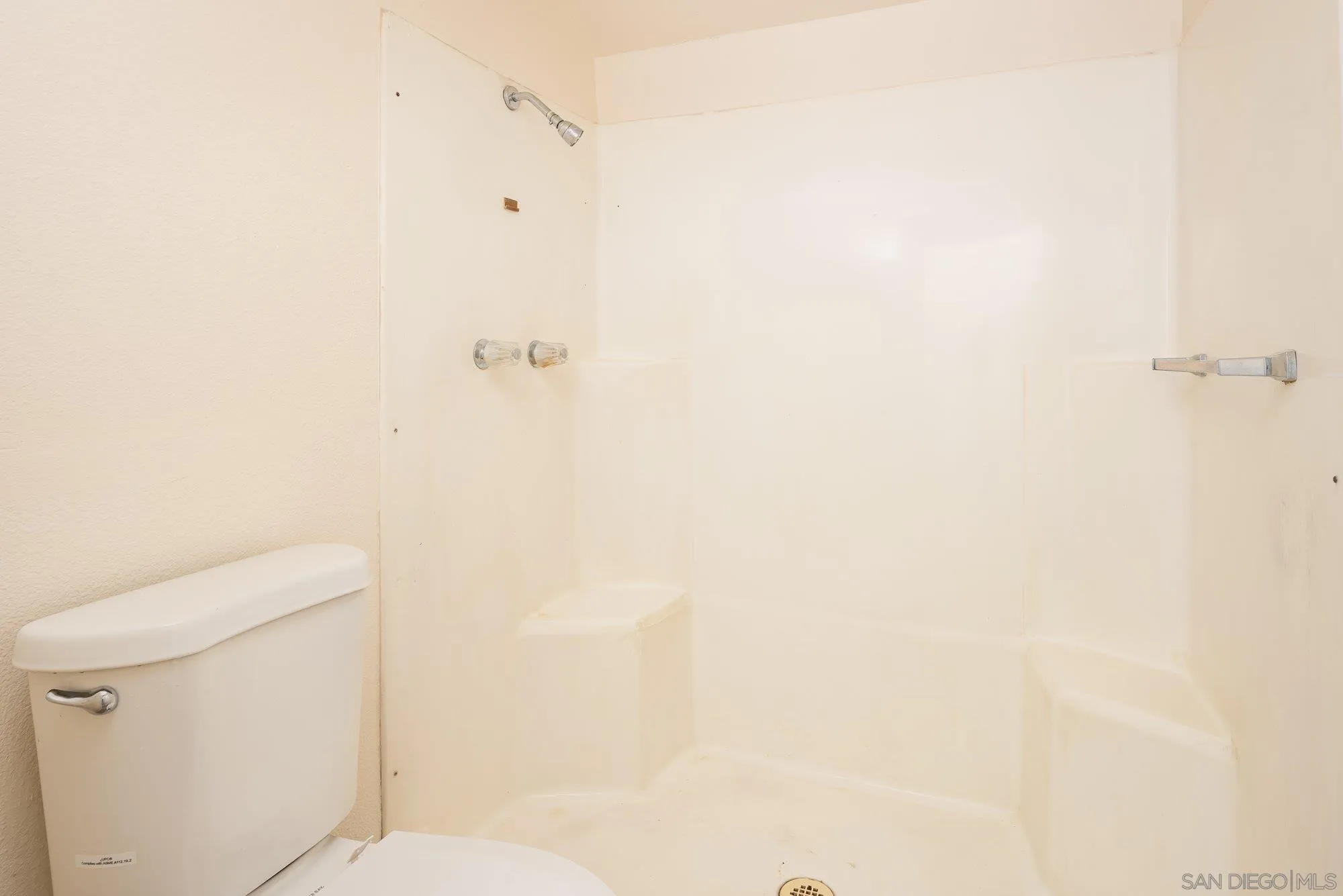 467 Nantucket Glen Escondido, CA 92027 - Photo 17 of 26 a white toilet sitting next to a white wall