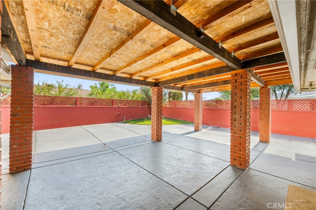 25915 Roanoke Road Menifee, CA 92586 - Photo 41 of 58 a view of empty room