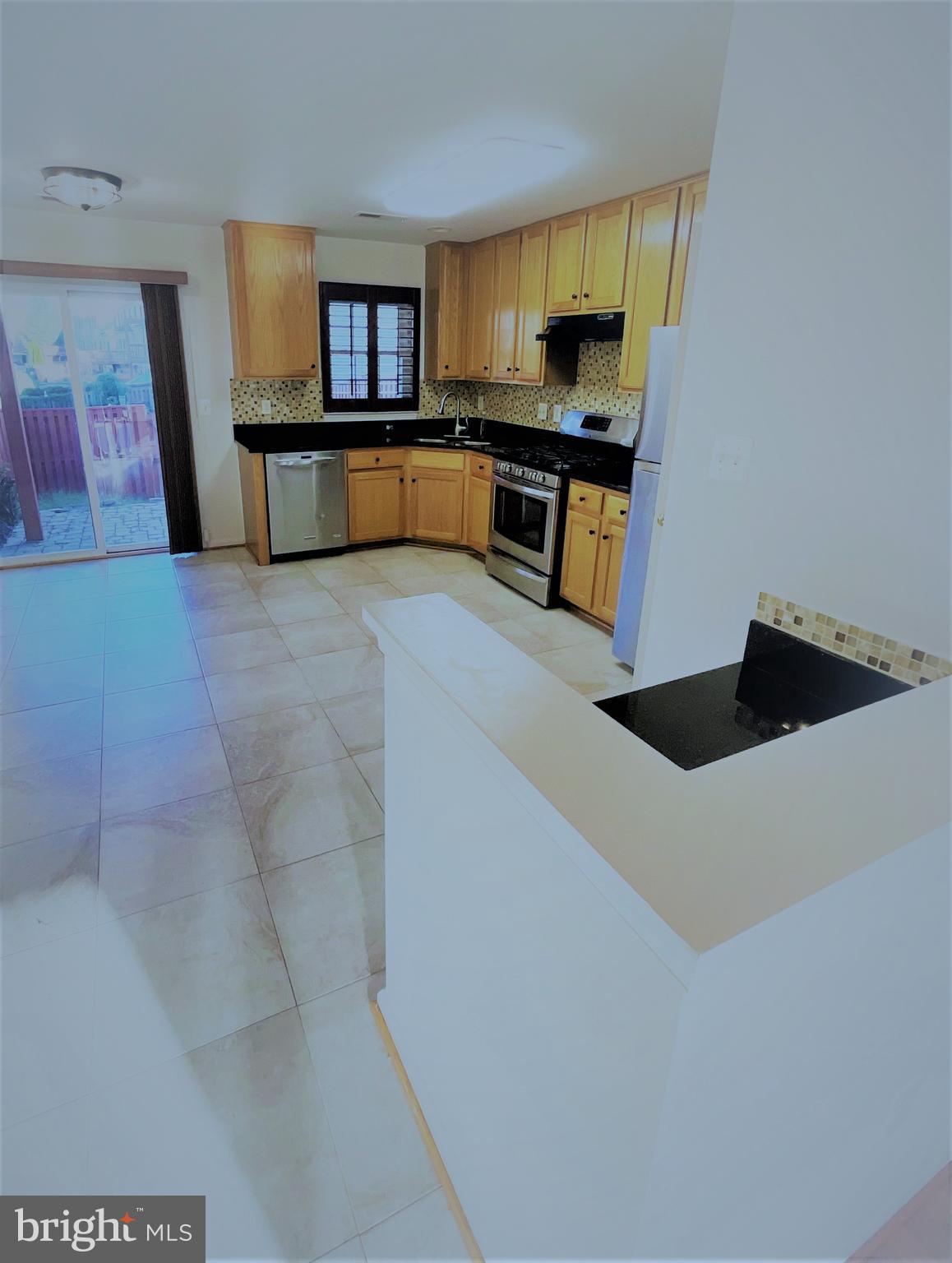 42793 Pilgrim Square Chantilly, VA 20152 - Photo 8 of 22