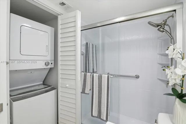 $1,775 | 1400 Southwest 124th Terrace, Unit 207Q, Pembroke Pines, FL 33027