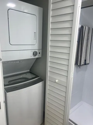 $1,775 | 1400 Southwest 124th Terrace, Unit 207Q, Pembroke Pines, FL 33027