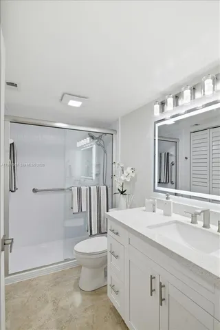 $1,775 | 1400 Southwest 124th Terrace, Unit 207Q, Pembroke Pines, FL 33027