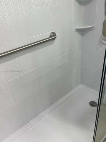 $1,775 | 1400 Southwest 124th Terrace, Unit 207Q, Pembroke Pines, FL 33027