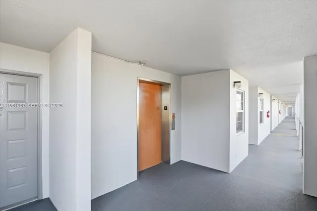 $1,775 | 1400 Southwest 124th Terrace, Unit 207Q, Pembroke Pines, FL 33027