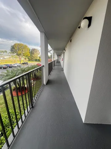 $1,775 | 1400 Southwest 124th Terrace, Unit 207Q, Pembroke Pines, FL 33027