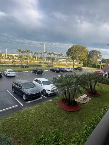 $1,775 | 1400 Southwest 124th Terrace, Unit 207Q, Pembroke Pines, FL 33027