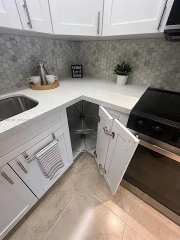 $1,775 | 1400 Southwest 124th Terrace, Unit 207Q, Pembroke Pines, FL 33027