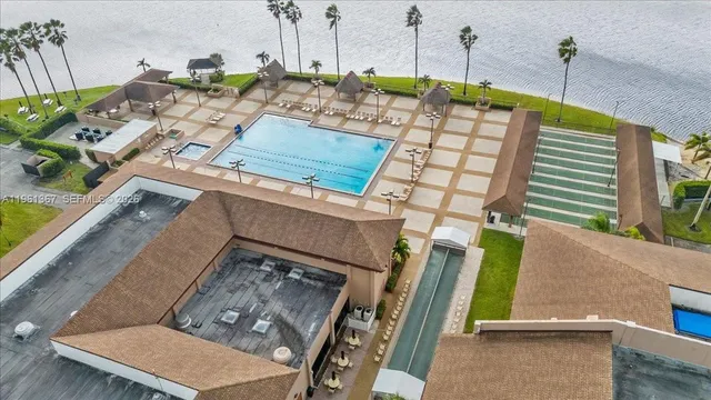 $1,775 | 1400 Southwest 124th Terrace, Unit 207Q, Pembroke Pines, FL 33027