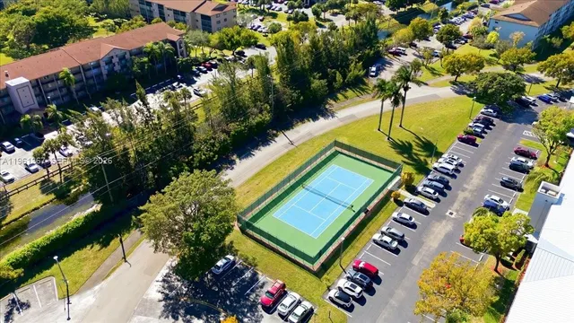 $1,775 | 1400 Southwest 124th Terrace, Unit 207Q, Pembroke Pines, FL 33027