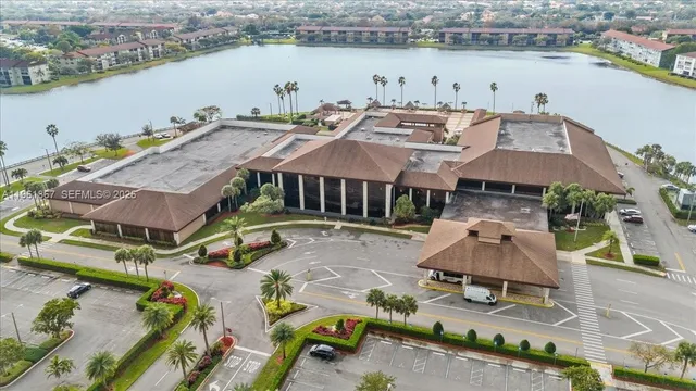 $1,775 | 1400 Southwest 124th Terrace, Unit 207Q, Pembroke Pines, FL 33027