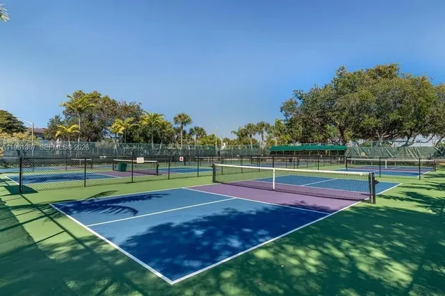 $1,775 | 1400 Southwest 124th Terrace, Unit 207Q, Pembroke Pines, FL 33027