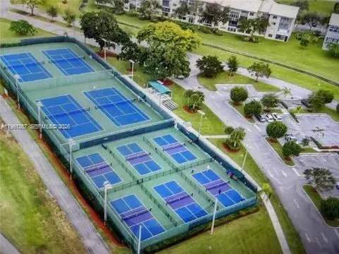 $1,775 | 1400 Southwest 124th Terrace, Unit 207Q, Pembroke Pines, FL 33027