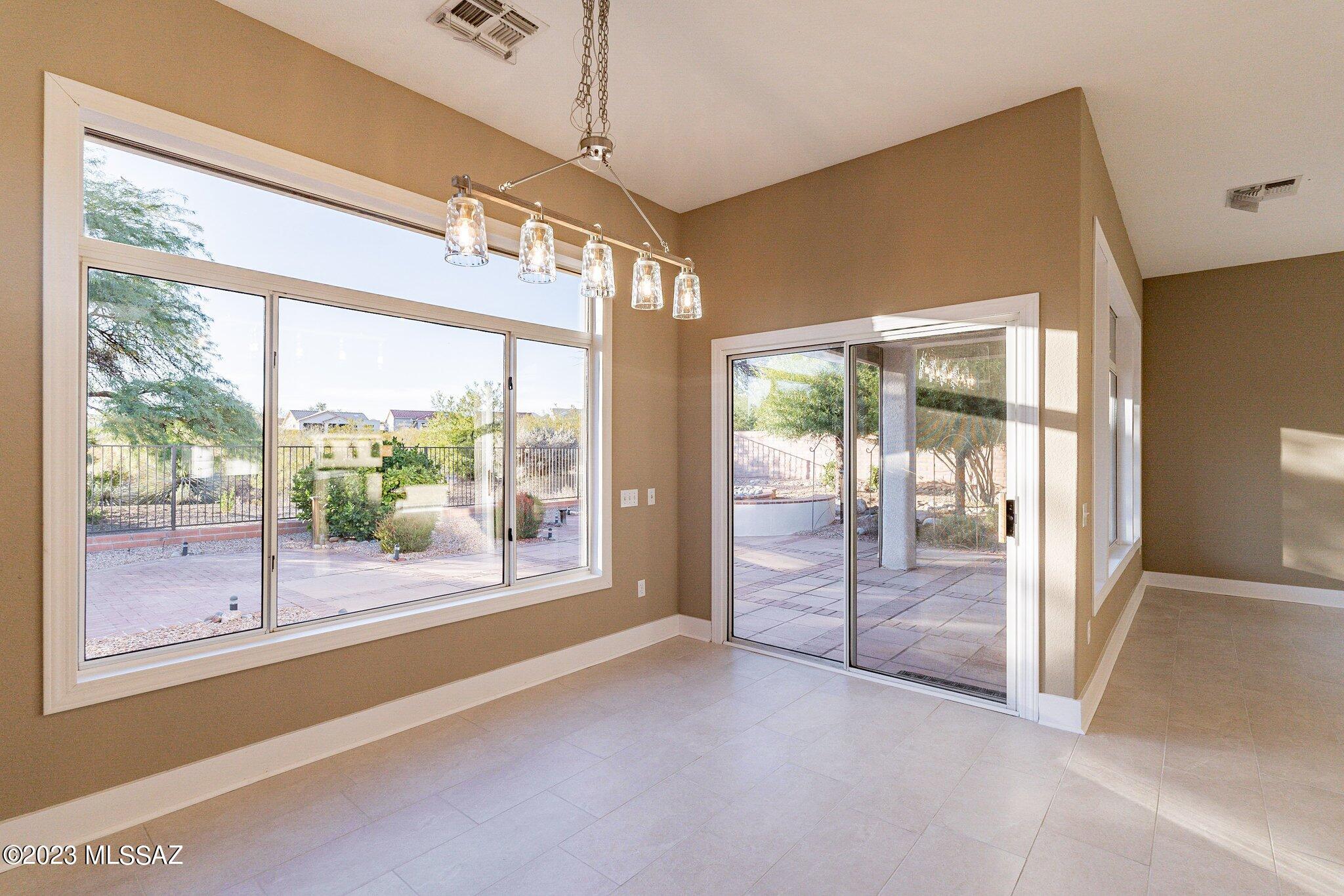 13611 North Pima Spring Way Oro Valley, AZ 85755 - Photo 35 of 49