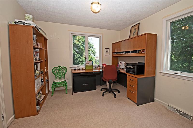 119 Conover Road Pittsburgh, PA 15208 - Photo 14 of 20 Gallery Image 14