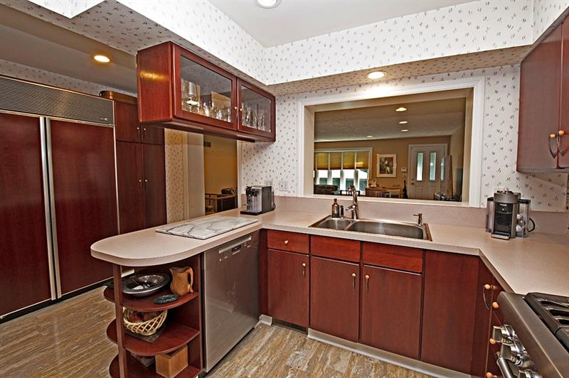 119 Conover Road Pittsburgh, PA 15208 - Photo 6 of 20 Gallery Image 6