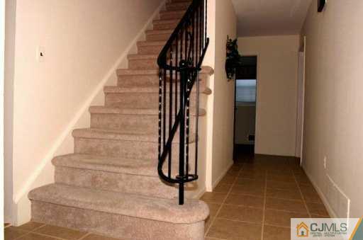 32 Timber Road East Brunswick, NJ 08816 - Photo 4 of 8 Gallery Image 4