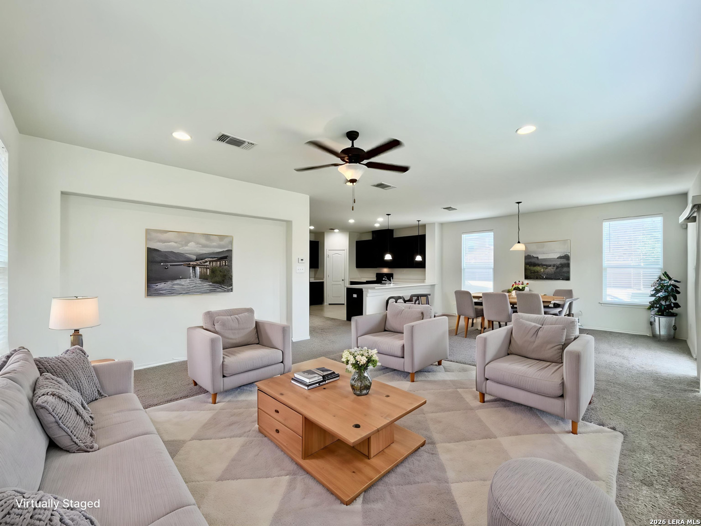 401 Ruby Ritz Universal City, TX 78148 - Photo 2 of 46